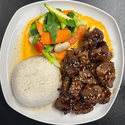 Gegrilltes Rindersteak mit Mango Soße und Gemüse(leicht scharf)