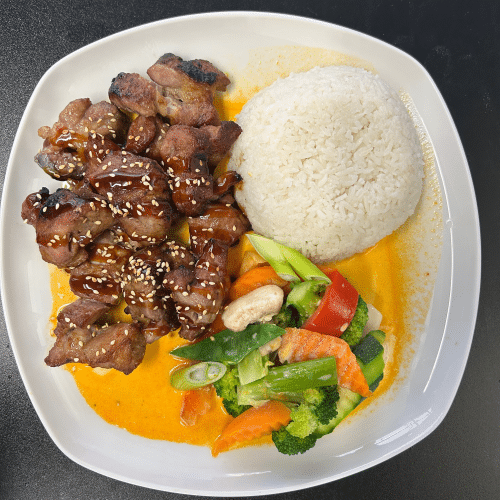 Gegrilltes Schweinefleisch mit Mango Soße und Gemüse(Leichtschaf