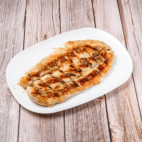 Burek mit Rinderhackfleisch