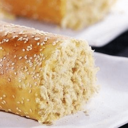 Weiches Brot mit Schweinfleisch-Fasern