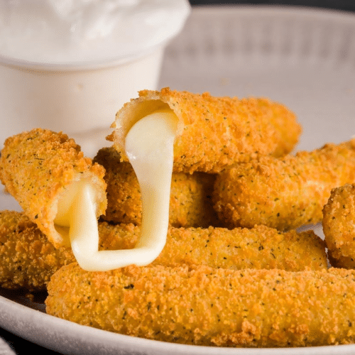 Mozzarella Sticks (8 Stück)