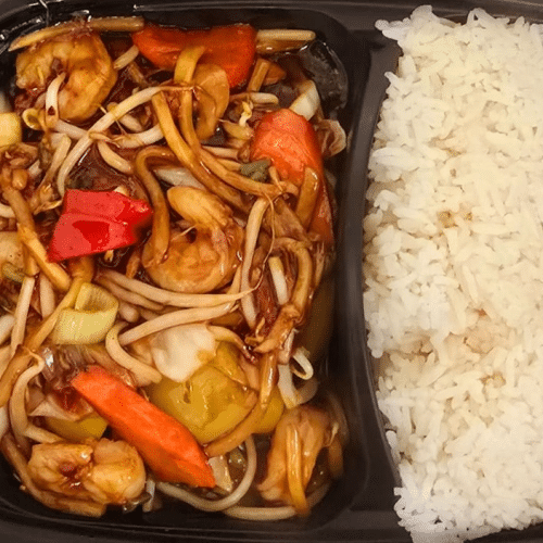 Gebraten hühner-,Scampi- und Rindfleisch