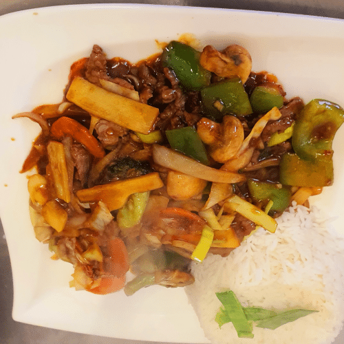 Rindfleisch gebraten nach Szechuan-Art (scharf)