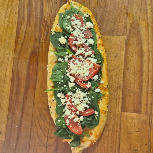 Pide mit Spinat und Käse