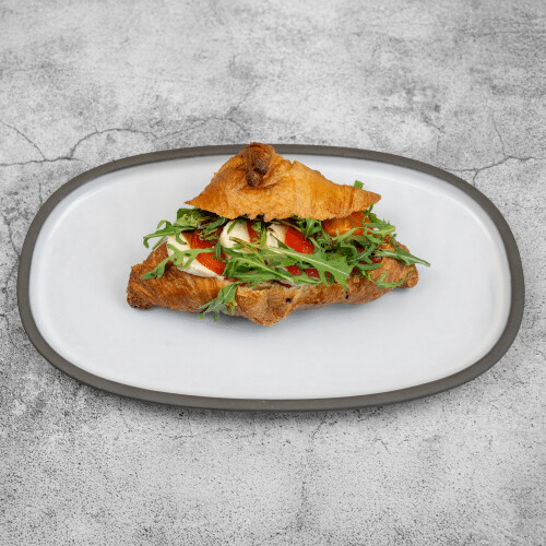 Tomaten-Mozzarella-Croissant