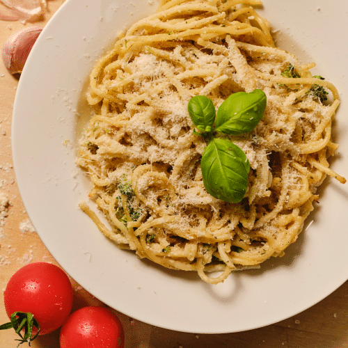 Pasta mit Käse-Sahnesauce