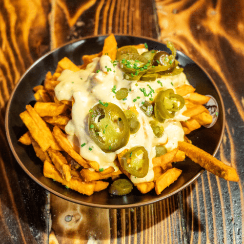 Chili Cheese-Süßkartoffelpommes