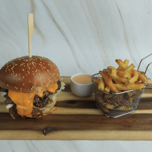 Chili-Cheeseburger Menü