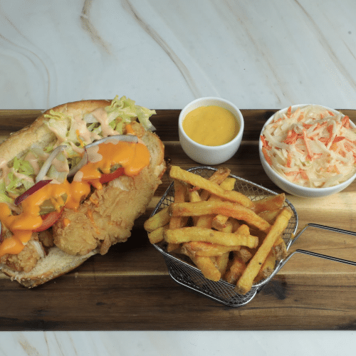 Grande Filet Chicken Baguette Menü (sharf)