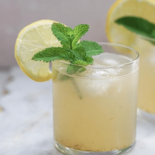Hausgemachte Erdbeere-Kokos Limonade 0,5l