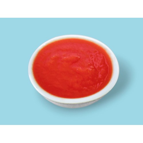 Mit Tomatensauce