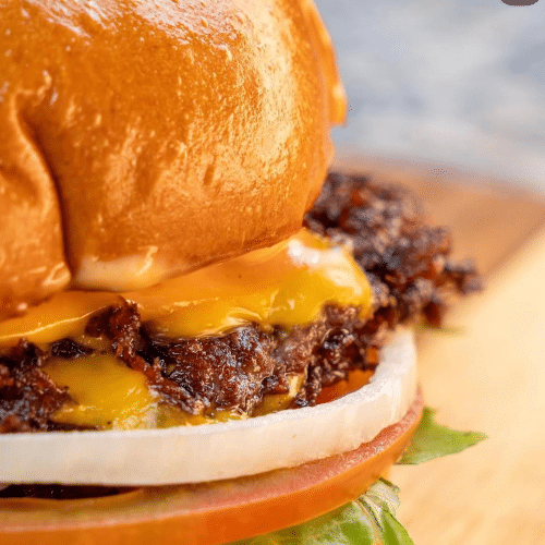 Classic Cheeseburger