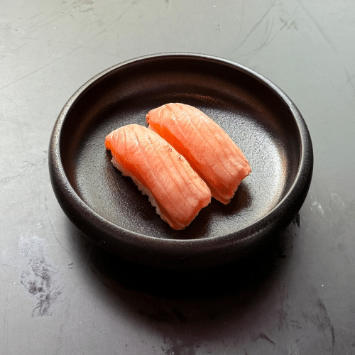 Seared Sake Nigiri (2 Stück)