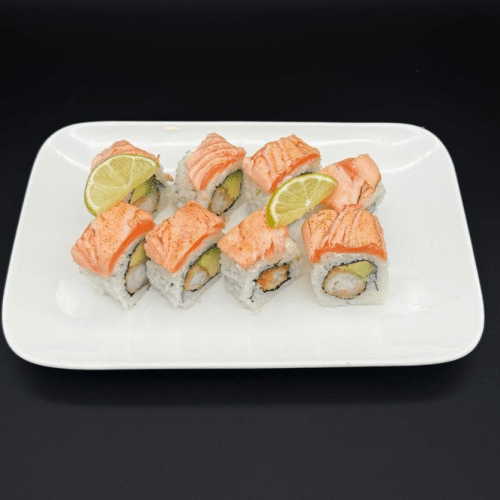 Flamed Salmon Roll