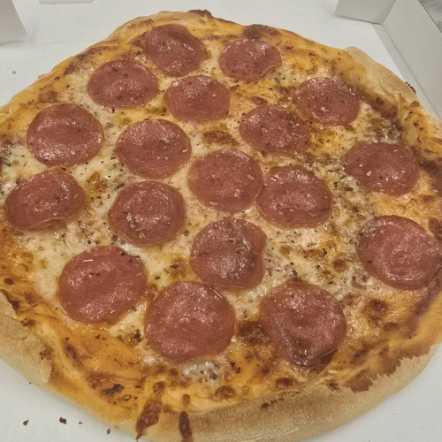 Pizza Salami Knoblauch