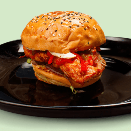 Buffalo Chicken Burger mit Pommes Fries