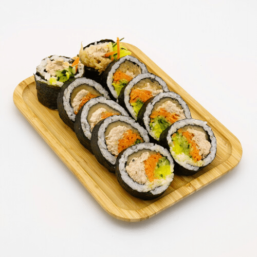 Kimchi Tuna Roll