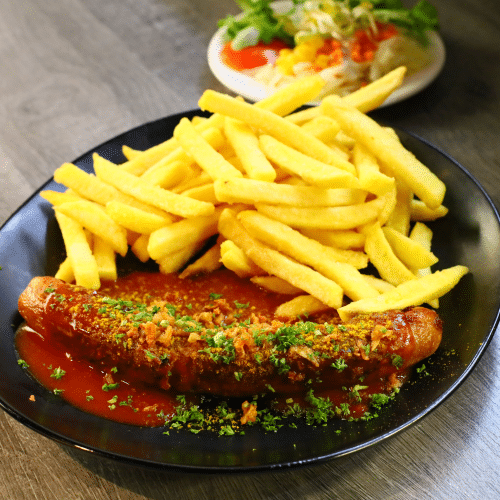 Currywurst Geflügel, Pommes