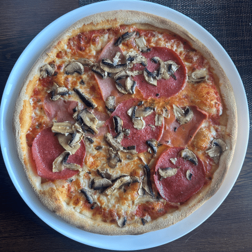 Pizza Prosciutto e Funghi