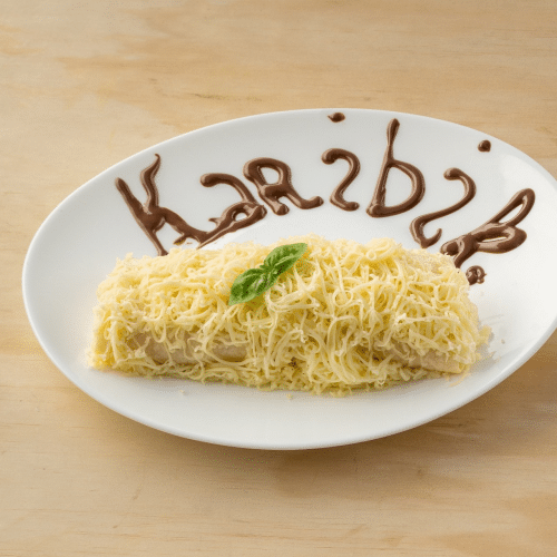 herzhafter Pfannkuchen mit Käse und schincken