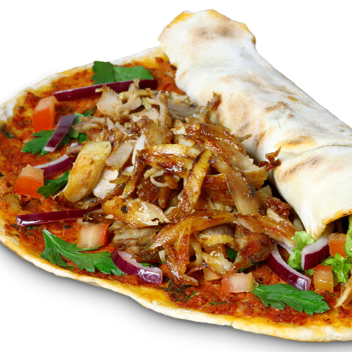 Türkische Pizza mit Dönerfleisch, Salat