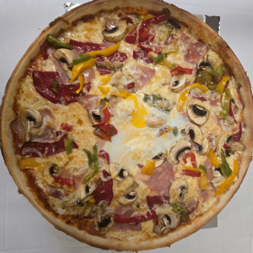Pizza Salami-Vorderschinken-Paprika