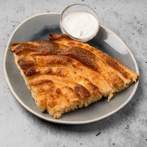 Bosnischer Burek mit zweierlei Käse (Sirnica)