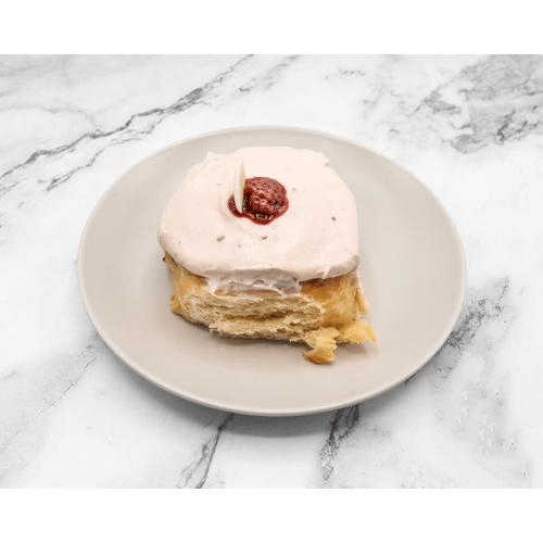 White Schoko Berry Roll