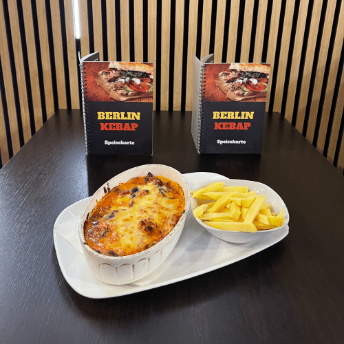 Sebzeli Güvec mit Kebap