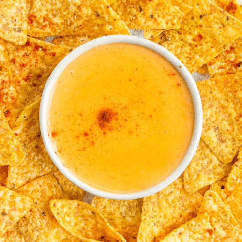 Mild Nachos mit Cheese Dip