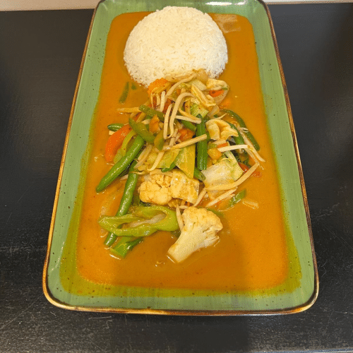 Gäng Phed Pak Ruam (vegetarisch)