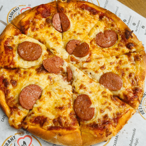 Pizza Sucuklu