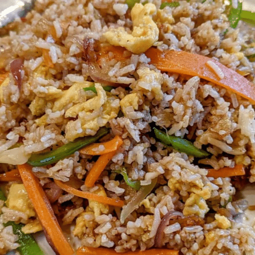 Bratreis mit Fleisch nach Wahl und Gemüse