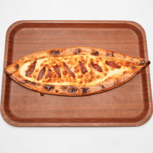 Sucuklu Pide