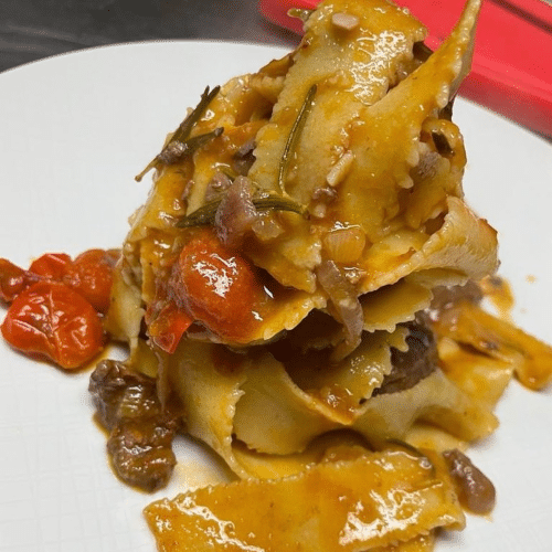 Pappardelle, Rinderstreifen, Kräuterseitlinge
