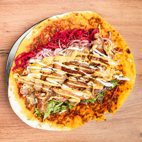 Lahmacun mit Fleisch