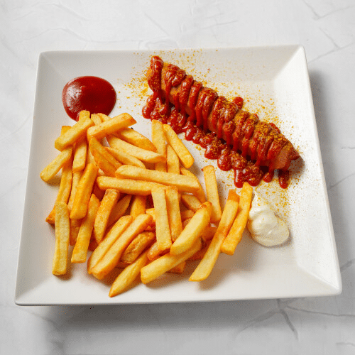 Currywurst mit Pommes frites