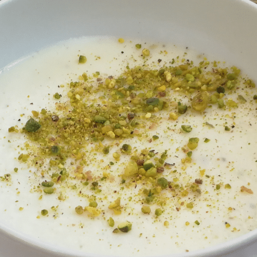 Ferni (Milchpudding)