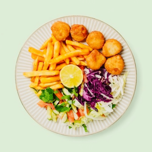 Chicken Nuggets (6 Stück) mit Pommes frites und Salat