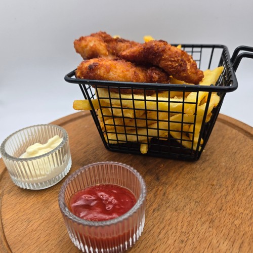 Hähnchensticks mit Pommes und Dip 200g