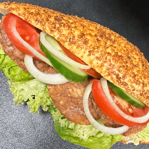 Belegte Baguette mit boulette oder hänchen schnitzel / Nuggets
