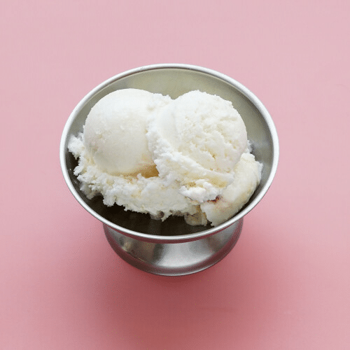 Buttermilch-Pfirsich-Maracuja- Eis