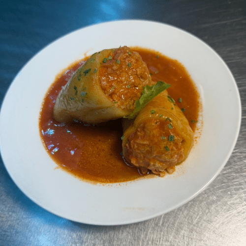 Gefüllte Paprika mit Schweinefleisch