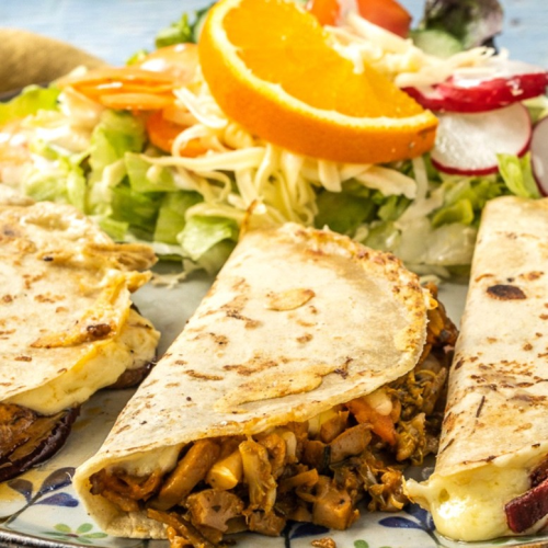 Quesadilla Trinity (vegan, scharf)