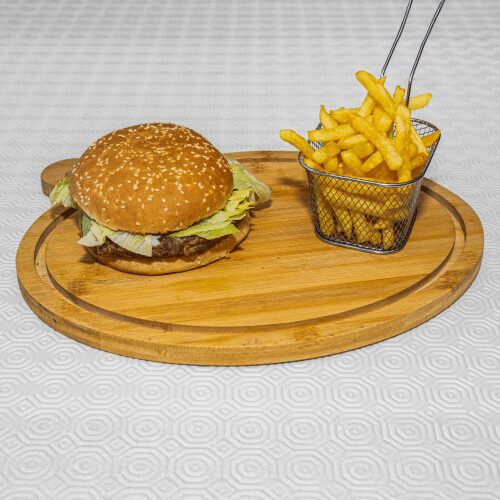 XXL Cheeseburger mit Pommes frites