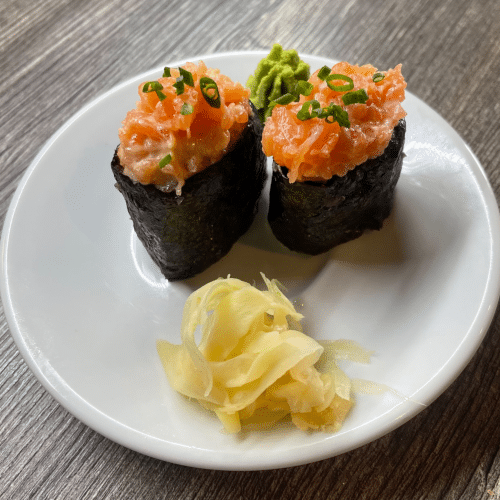 Salmon Rose Gunkan