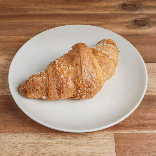 Buttercroissant mit Aprikosenmarmelade