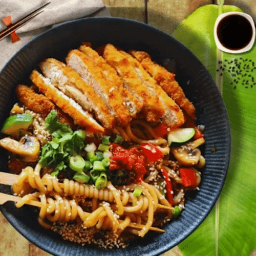 Crispy Chicken mit pikante Udon-Nudeln (Neu)