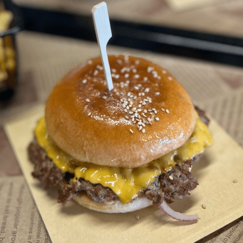 Classic Cheeseburger