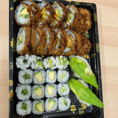 Avocado-Gurke Tempura Roll,